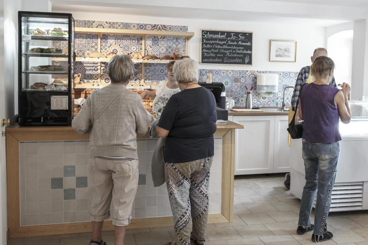 Hotel Kastanienhof Pfettrach Altdorf  Zewnętrze zdjęcie